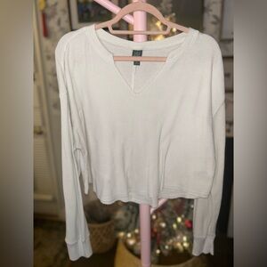 🖤Wild Fable off White V-Neck Cropped Thermal Top